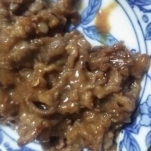 羊の骨付け肉の照れ焼け